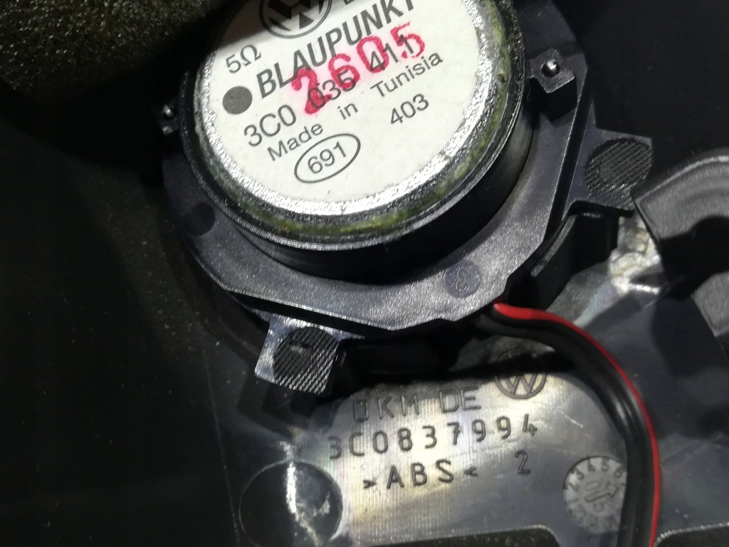 Динамік syczek права ліва перед volkswagen passat b6 Київ