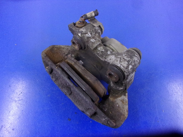 фото №1, Peugeot 206 1.4 хэтчбек суппорт тормоза задняя левый