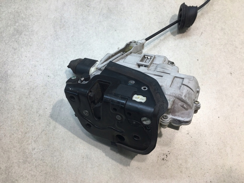фото №4, Замок двері правий перед audi a4 b7 7 pin 8e1837016aa