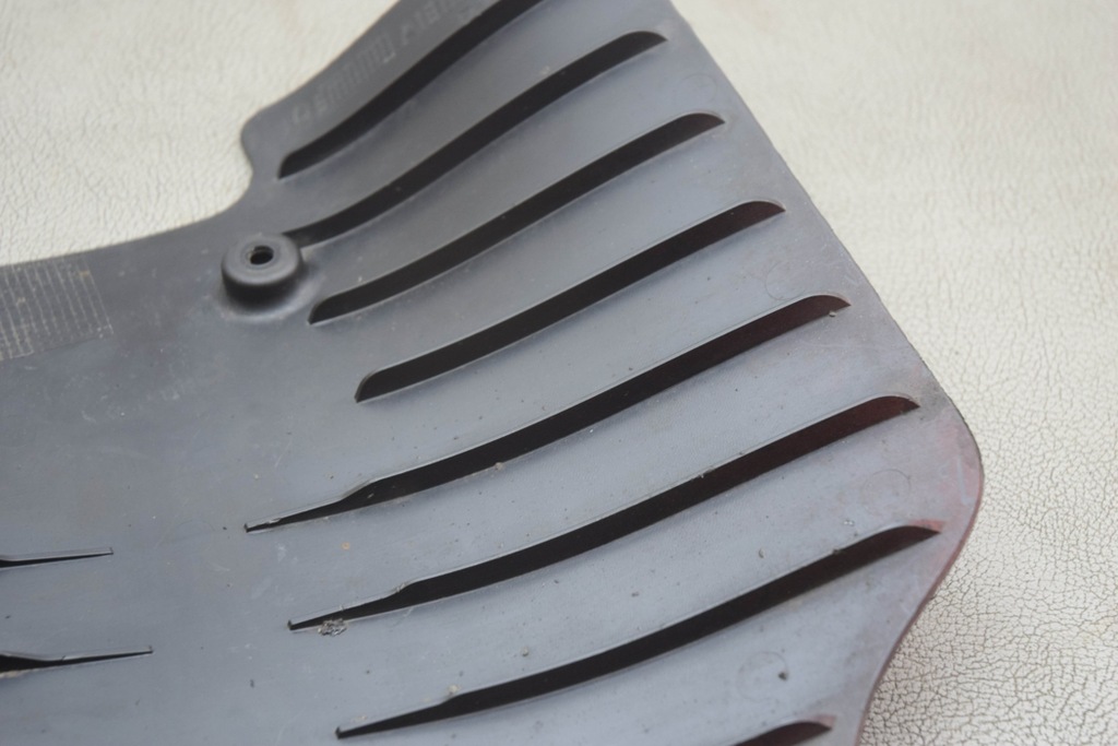 фото №6, Гумовий елемент амортизатора bmw 7 g11, g12 6861144 2016