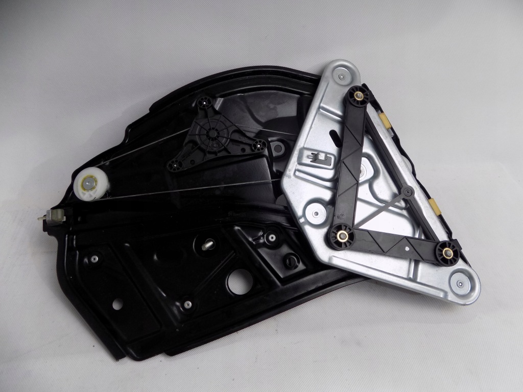 фото №1, Подъемник окон mercedes-benz оригинальный номер a2056700203