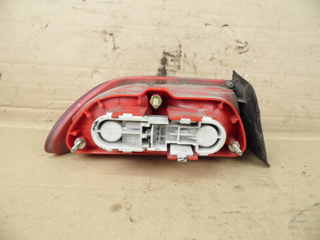 фото №3, Alfa romeo 156 лампа задня права