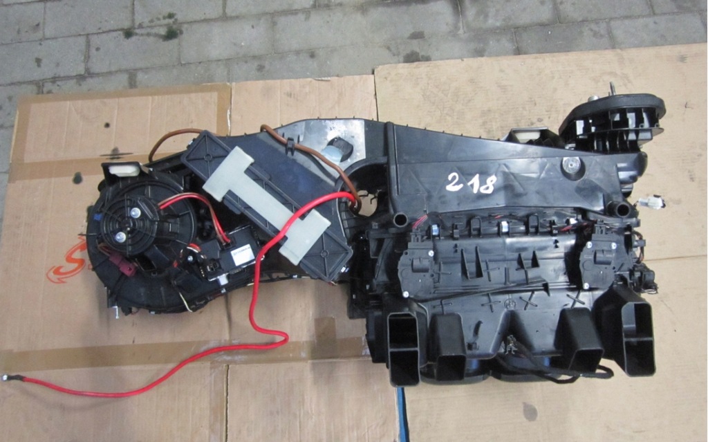 Купити Mercedes cls w218 218 обігрівач повітродувка