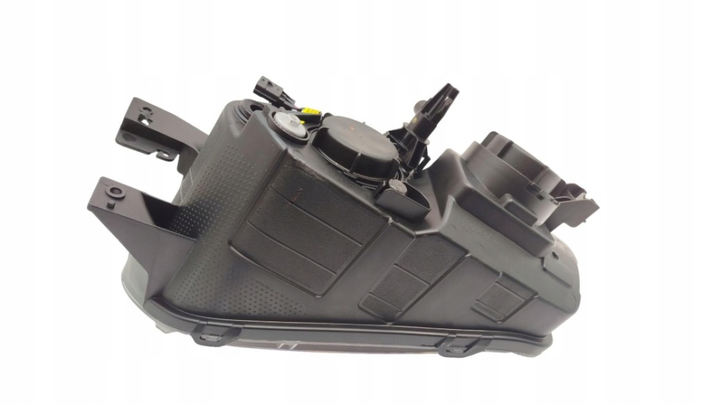 Лампа протитуманна права 260104835r dacia spring оригінал Зі Шроту