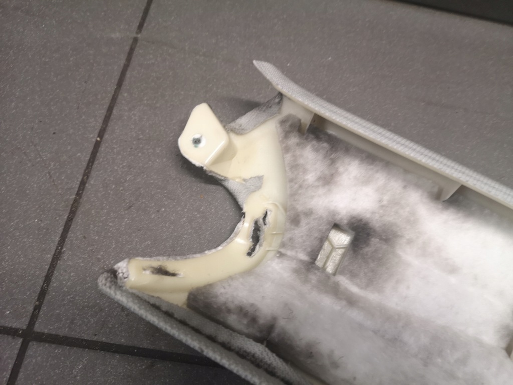 фото №12, Защита стойка потолочный audi a6 c6 4f9867287e