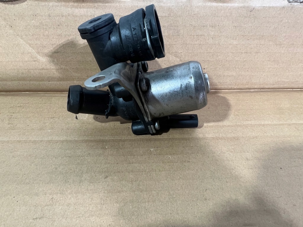 фото №1, Клапан отопителя mercedes amg m177 a1772000131