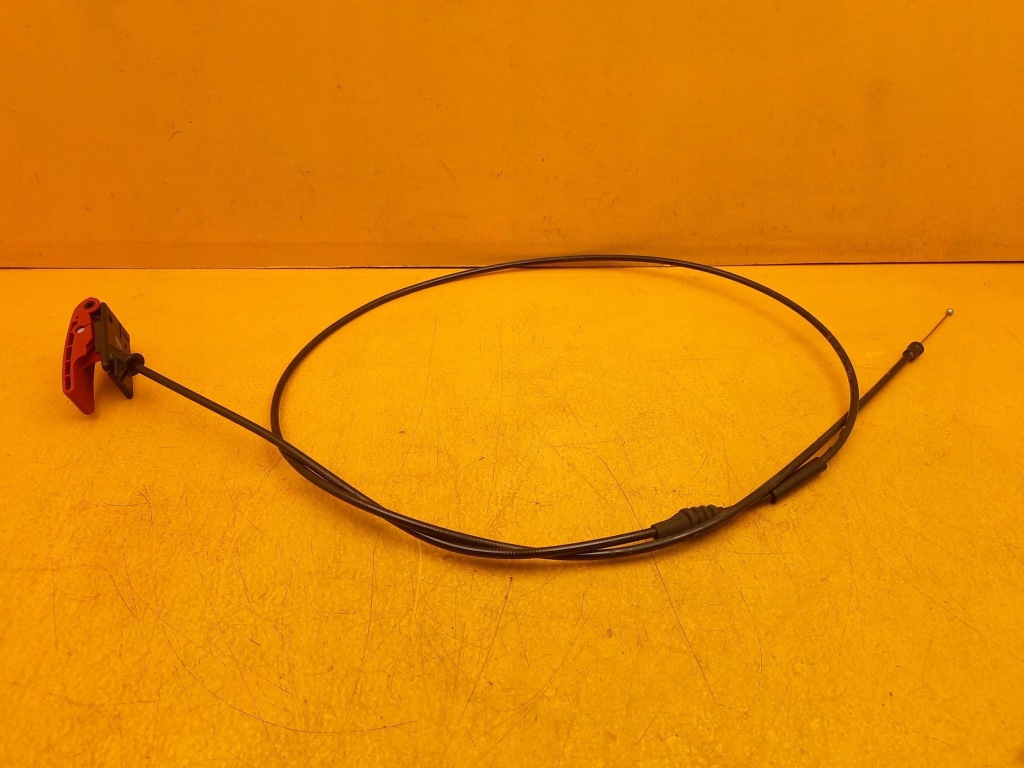 фото №1, Mercedes-benz cla w118 трос капот тягa ручка a2228806901