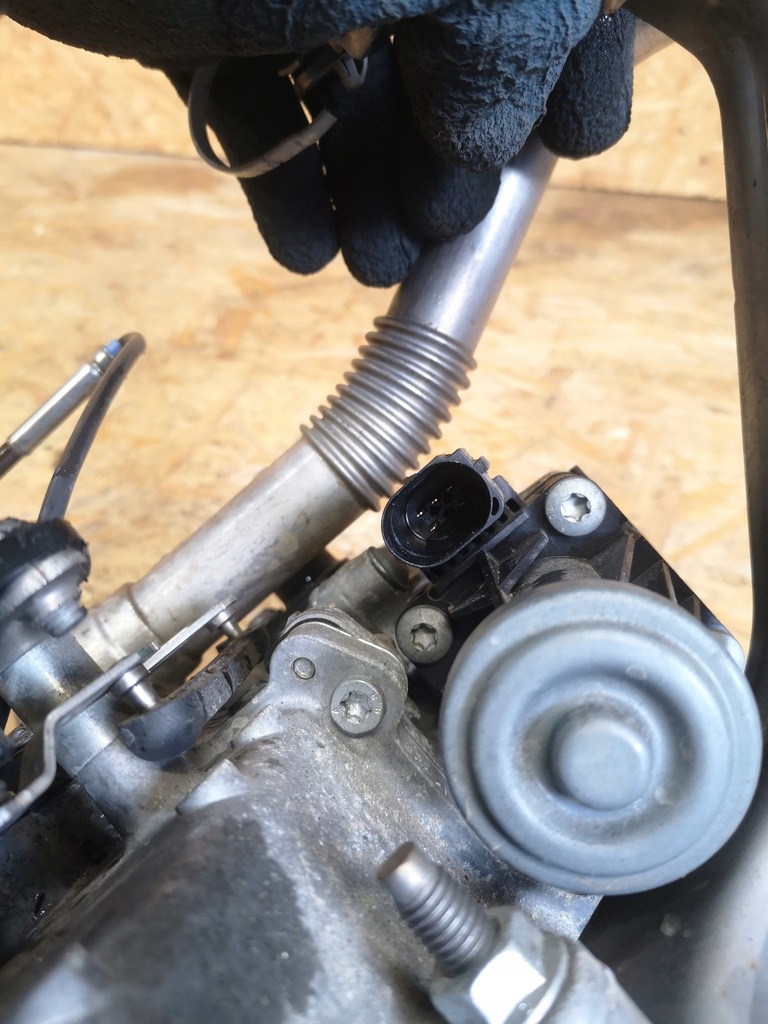 фото №6, Alfa romeo stelvio 2.2 клапан egr