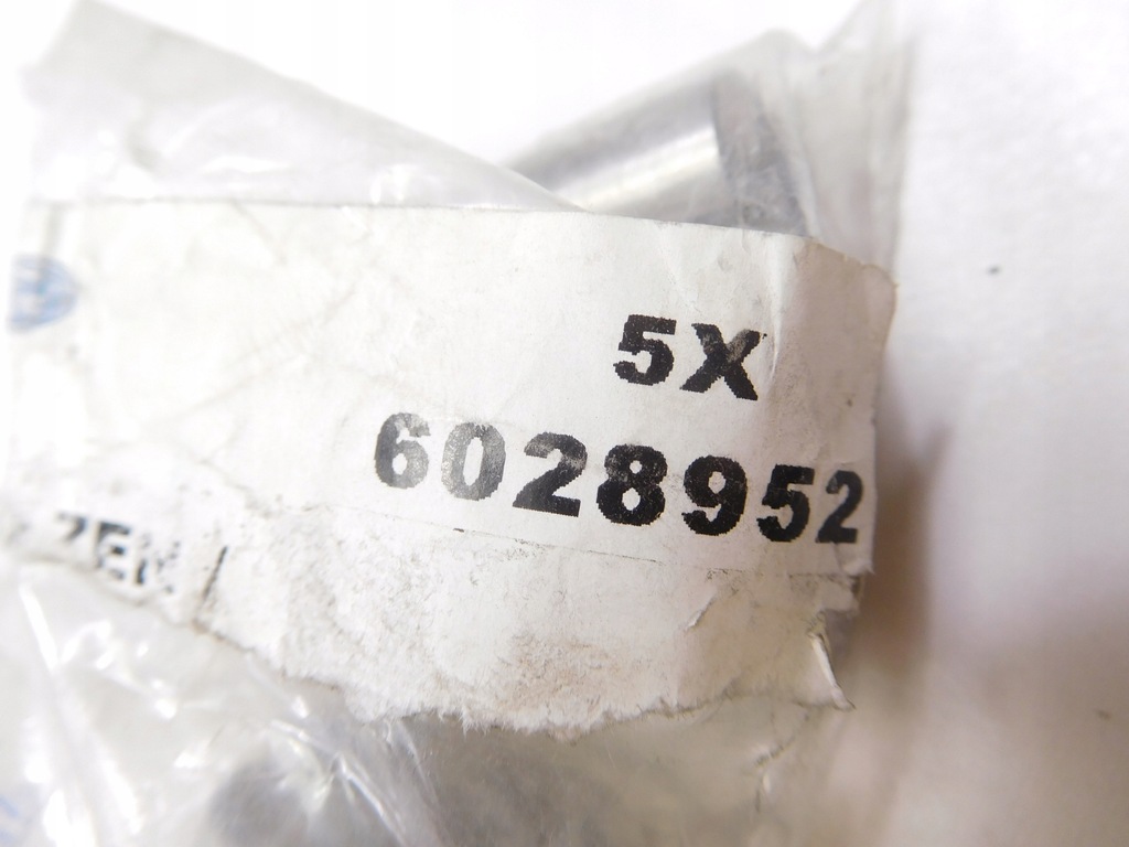 фото №7, Штифт коробки передач ford c-max b-max оригинальный номер 6028952