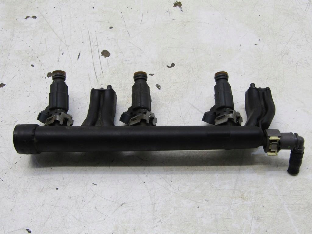 фото №1, Молдинг впрыскная 1.2 vti opel crossland x 9816955780