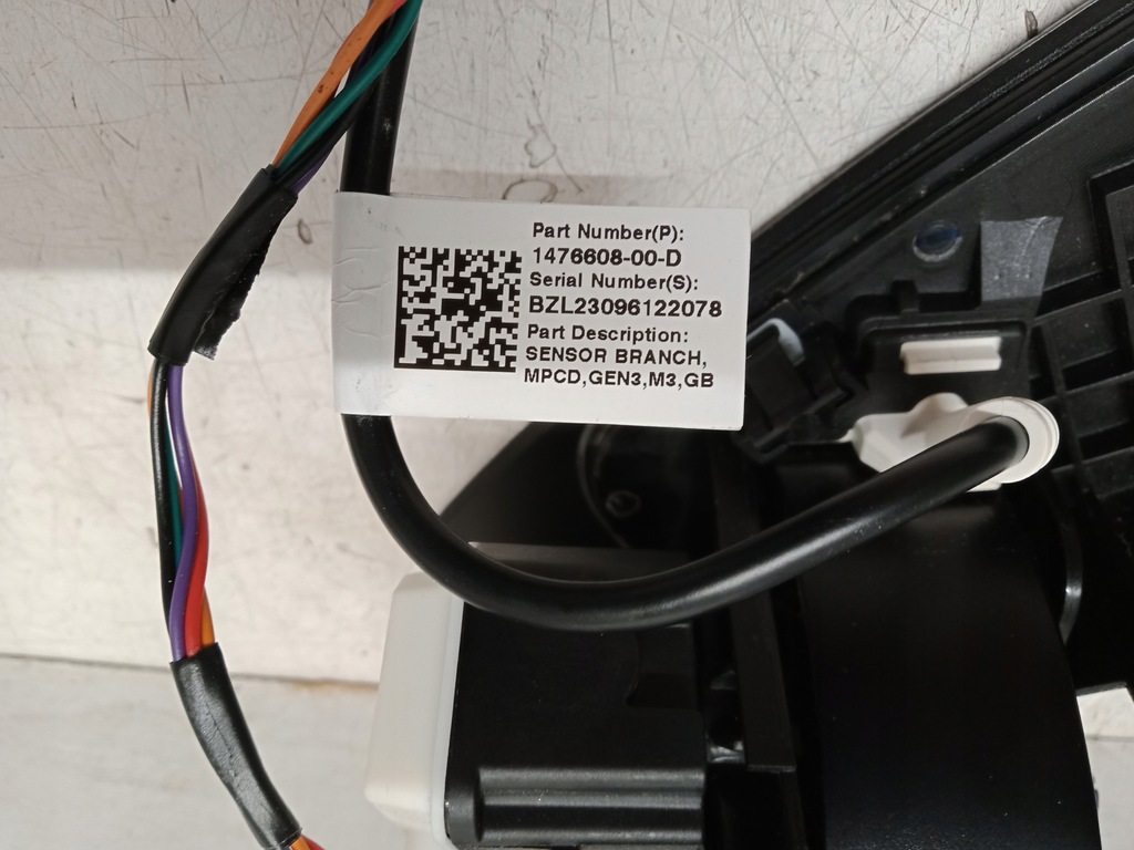 фото №13, Tesla 3 y port зарядки разъём 1490374-29-c + крышка порт 1505514-00-d