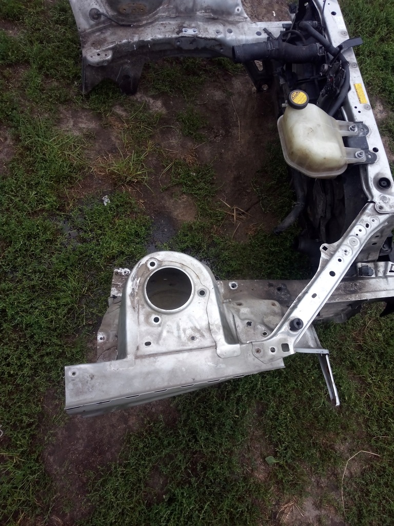 фото №6, Toyota rav4 ii 00-05 2,0 d-4d 116km передняя часть балка лонжерон радиатор