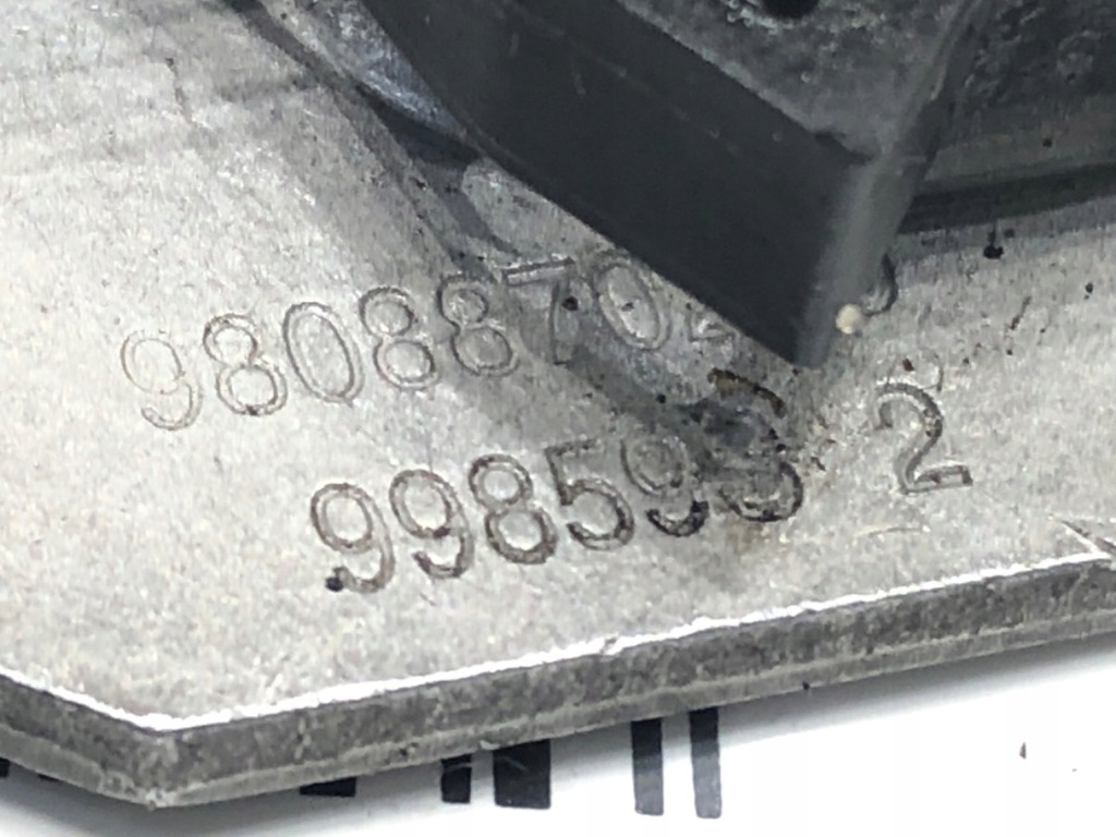 фото №3, Замок капот перед toyota proace van minibus