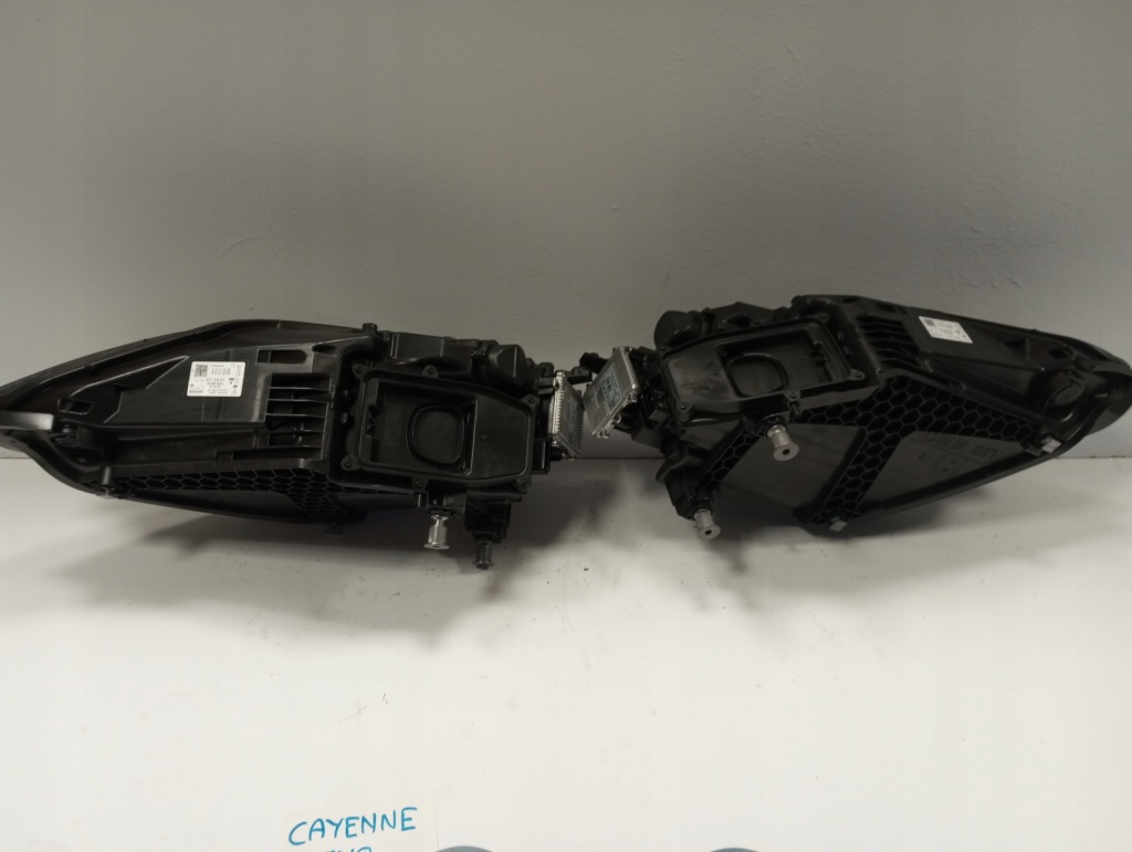 Фара ліхтарі  full led cayenne 9y0 рестайлінг  9y0941082l 9y0941081l нове Оригінал