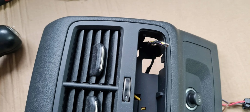 фото №12, A5 8w защита туннель решётка обдув задняя разъём 12v 8w0864376 a4 b9 8w