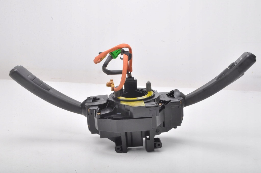 фото №7, Volvo v50 переключатель комбинированный 30710341 лента