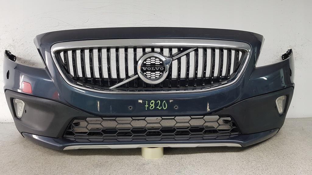 фото №1, Volvo v40 xc40 crosscountry бампер перед 7820