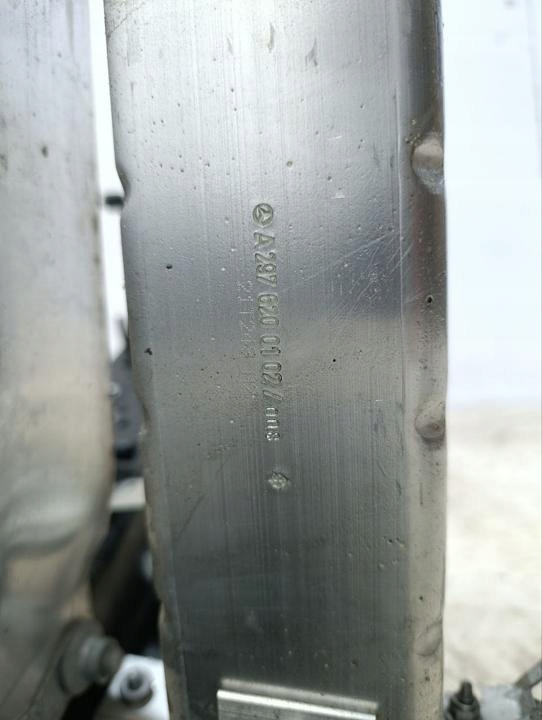 Усилитель передние mercedes-benz eqs 2022 a29776202500 в Украине