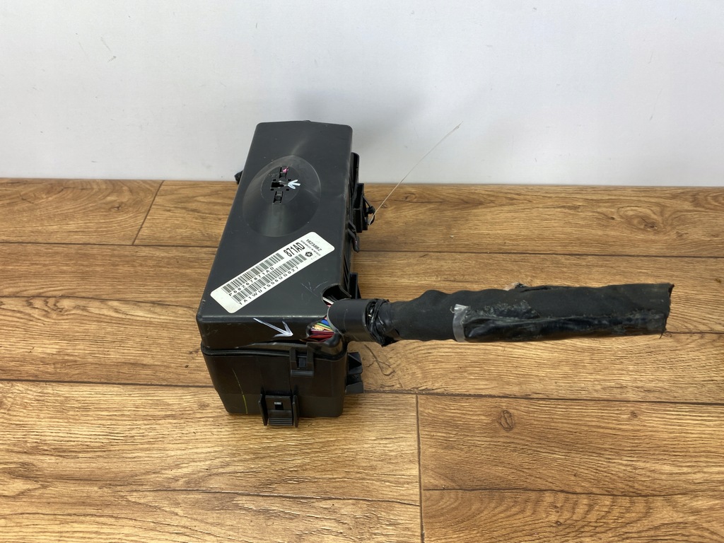 фото №10, Коробка предохранителей 3.6l dodge charger 2015+ usa