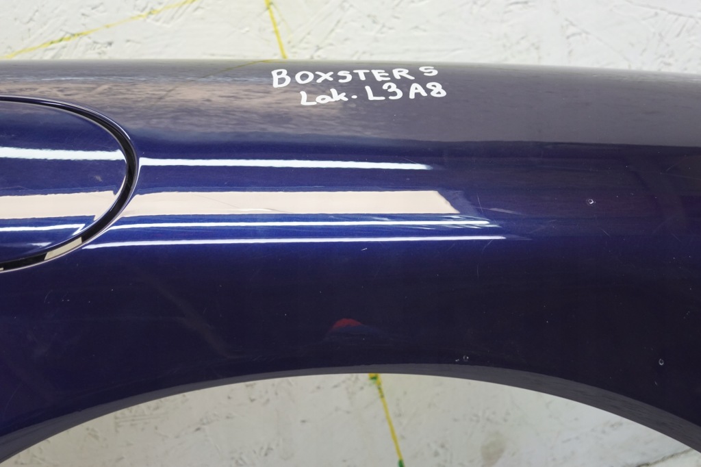 Крыло  правый  перед porsche boxster 986 в Украине