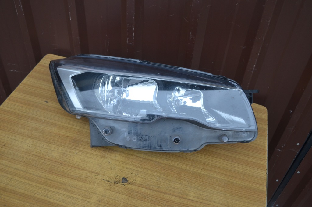 Купити Фара праві перед правий peugeot 508 1 рестайлінг  orygina