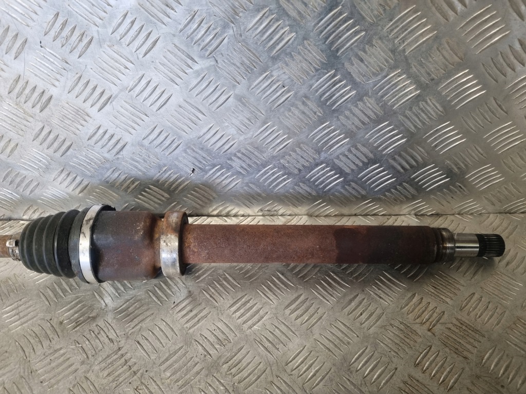 Ford focus mk3 1.0 ecoboost привідний вал права передачі в Україні