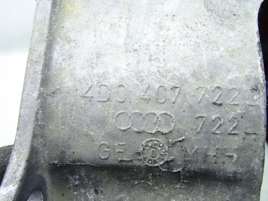 фото №3, Audi a8 d2 94-02 захист піввісь 4d0407722d