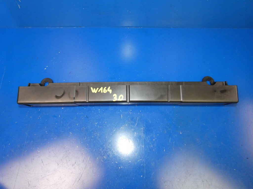 фото №1, Mercedes ml w164 кронштейн трикутник корпус