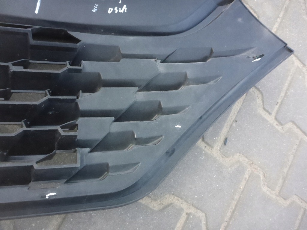 фото №13, Iveco daily 6 vi lift 2019- решётка радиатора решётка радиатора оригинал