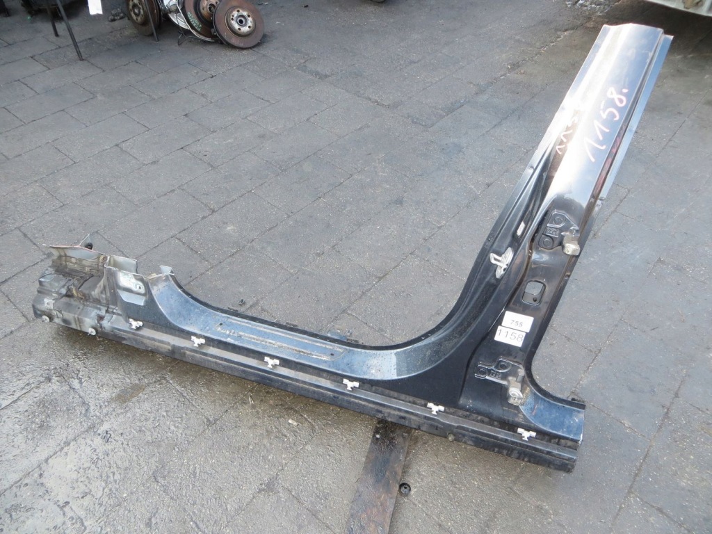 Купить Mercedes w205 порог блок двигателя левый перед 755 14-