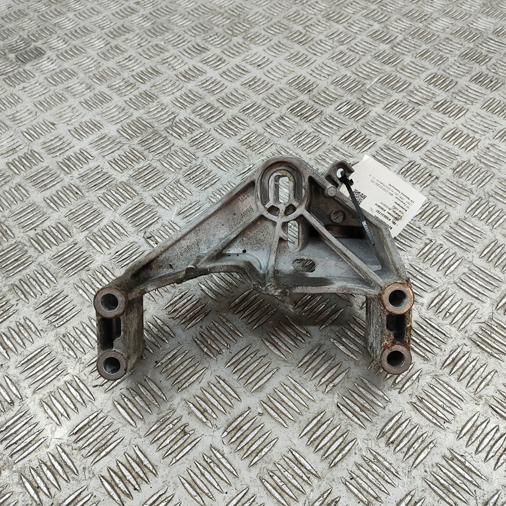 фото №1, Mini mini кронштейн / кронштейн двигуна cooper бензин 85kw 116 hp 1514490