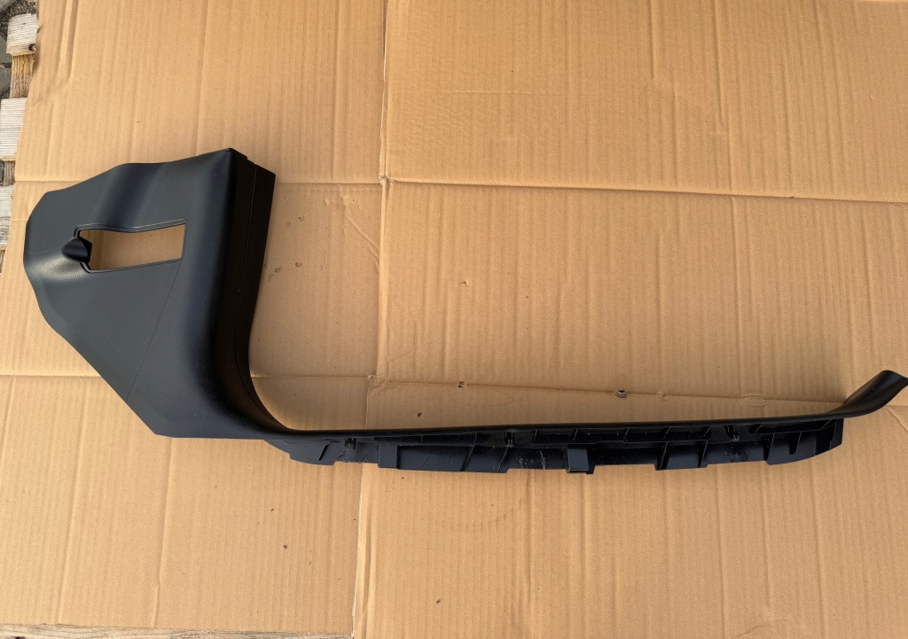 Купити Захист права обшивка стійка праве поріг mercedes w166 a1666809803