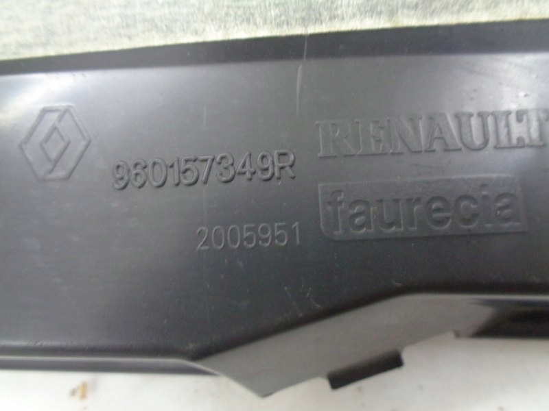 фото №2, Renault clio iii повітропровід повітря