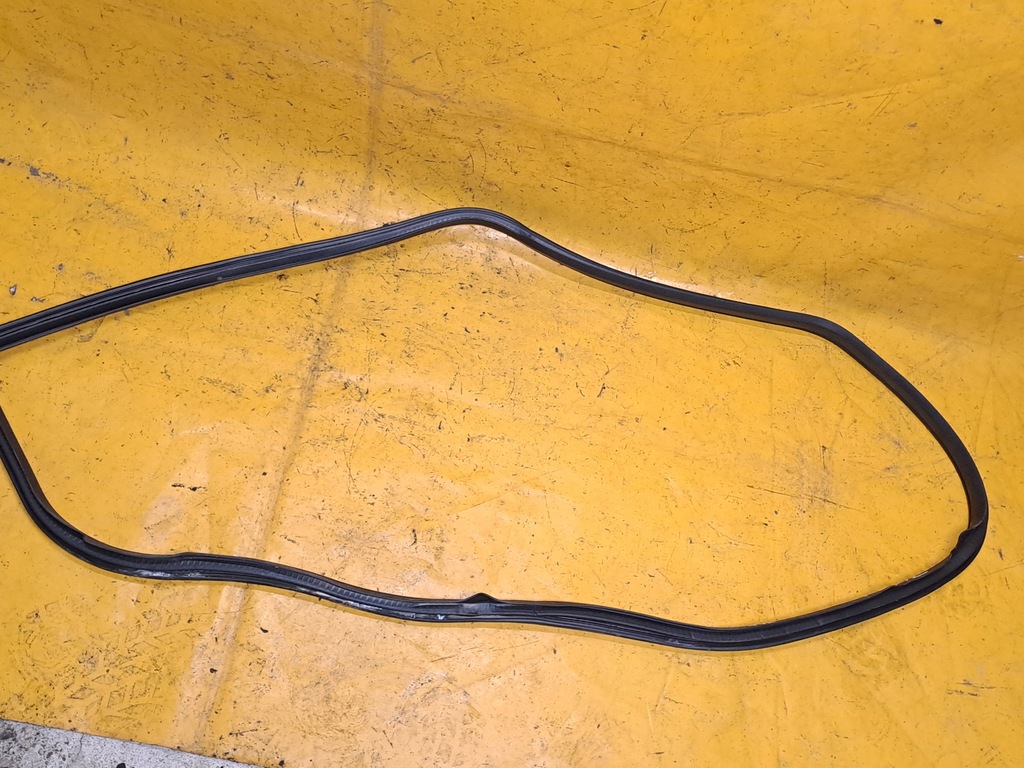 фото №8, Прокладка дверь правый задняя ford focus mk2 lift 07-11r hb 5 дверь