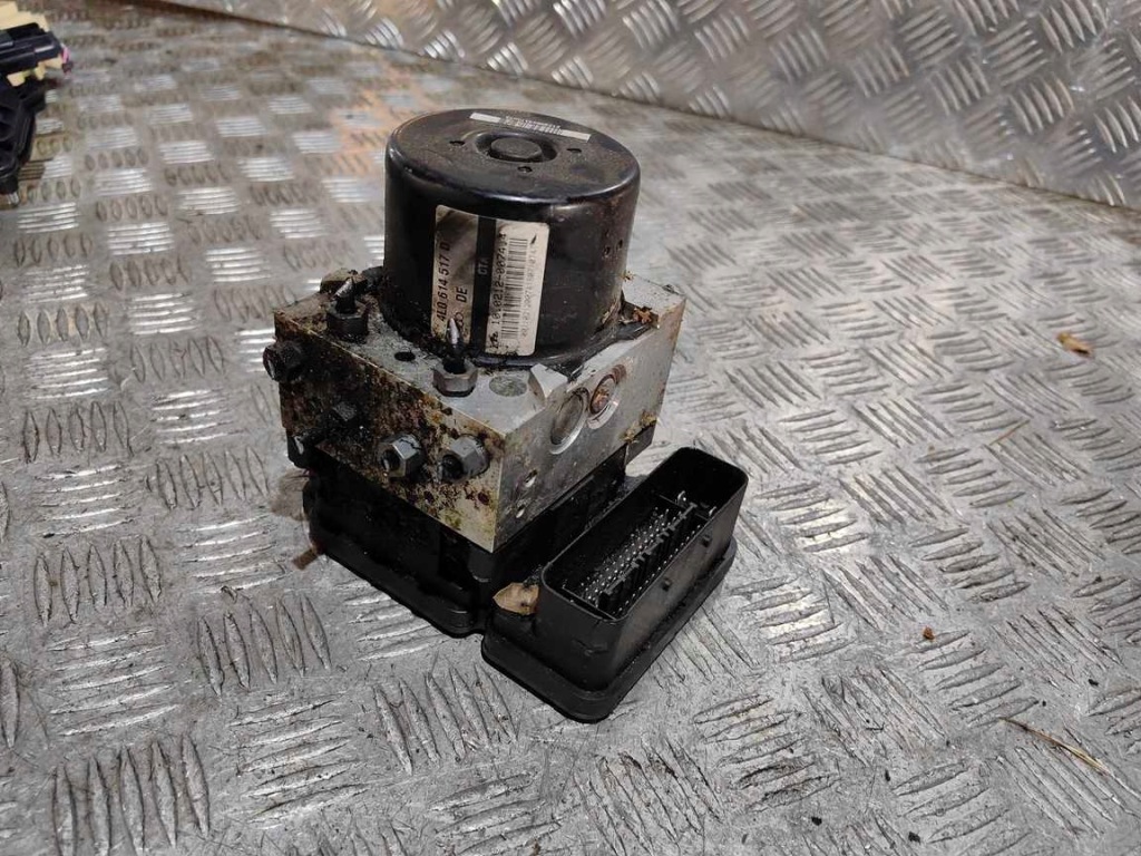 фото №1, Насос тормозная abs audi q7 4l 4.2 tdi 4l0614517d