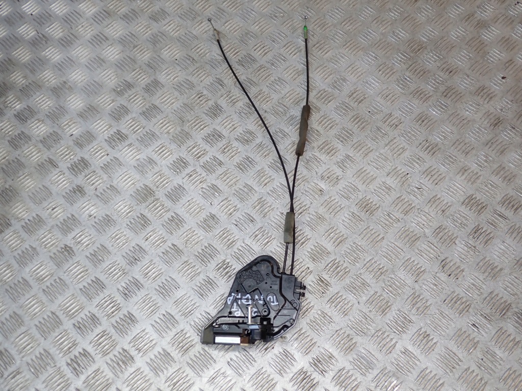 Замок дверь правый задний задняя toyota tundra sequoia 2022- Киев