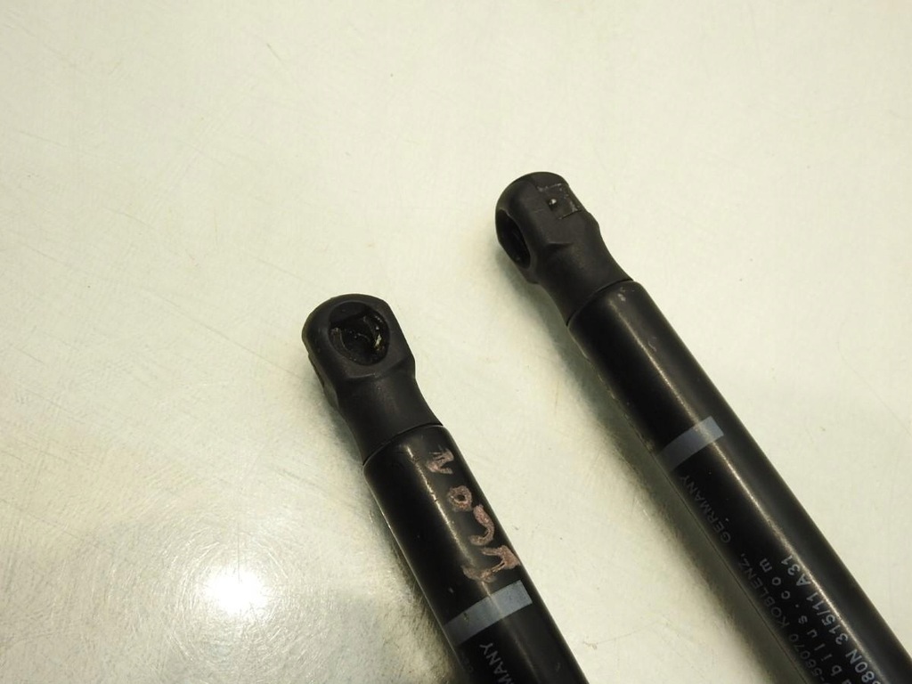 фото №7, Привід амортизатори капот volvo v60 31278769