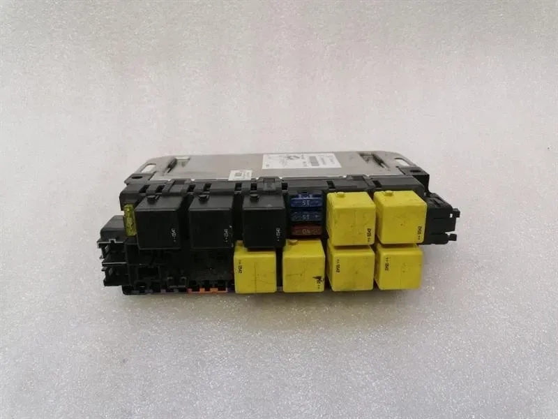 фото №2, Mercedes sl r230 fuse box a2305450832 sam