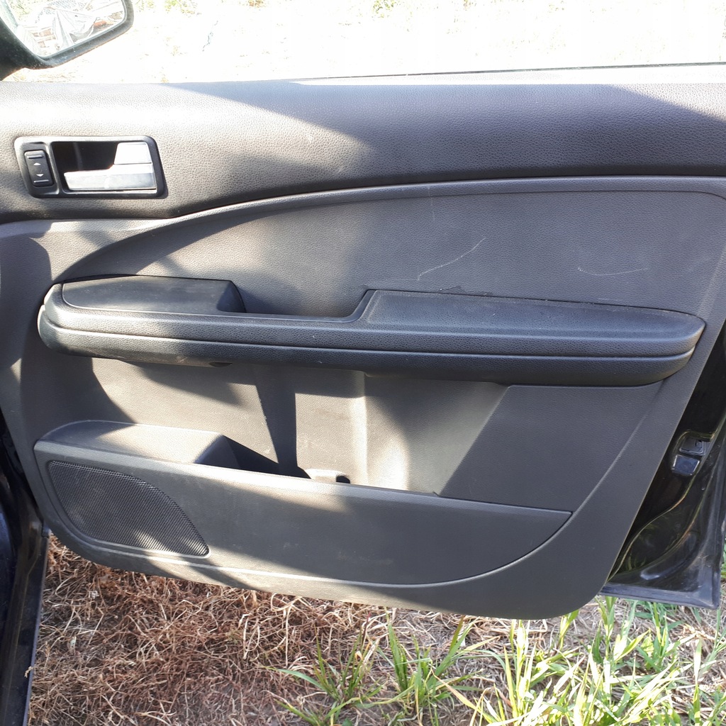 фото №8, Ford c-max i 2006r обшивка обшивки двері комплект