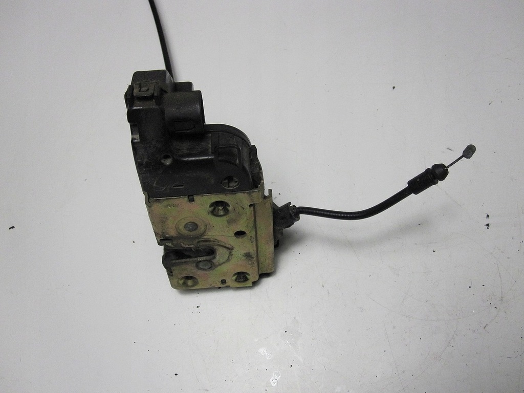 фото №8, Замок дверь перед правый renault scenic ii 05r 4pin