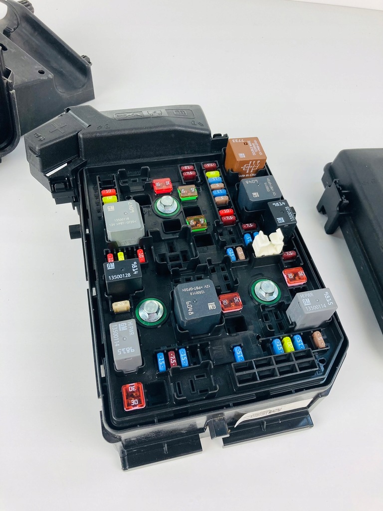 фото №4, Astra k v 1.6 cdti коробка предохранителей 39040855