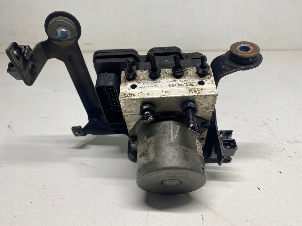 фото №1, Насос abs kia venga hyundai ix20 09-19