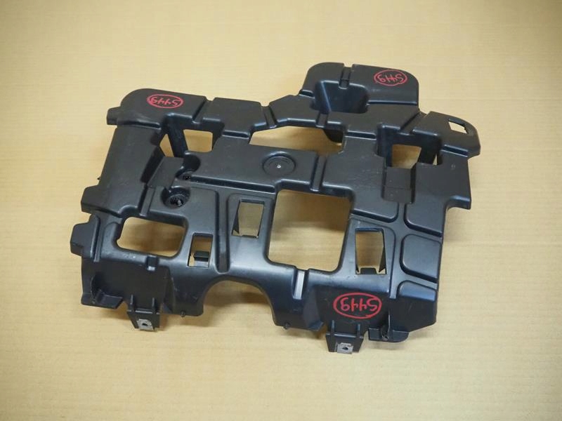 фото №3, Направляющая бампера левый задняя renault megane iv kombi