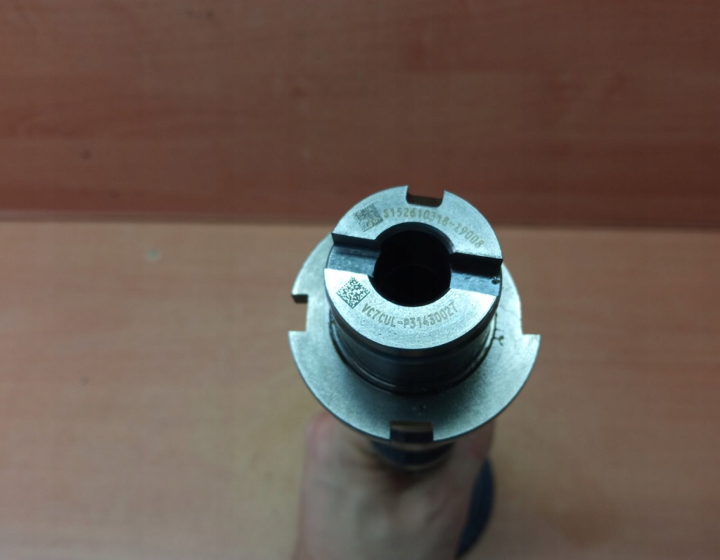 фото №5, Вал распределительного вала volvo xc90 ii 2.0 t6 31430027