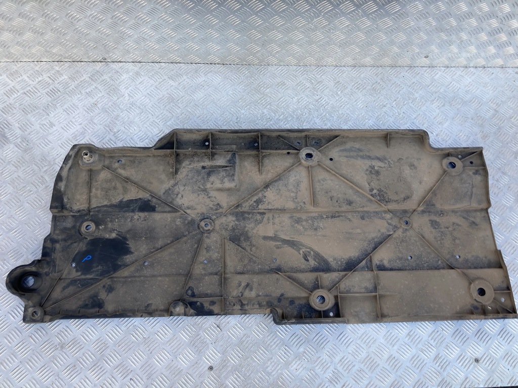 фото №1, Захист підвіска права toyota prius iv 15- 1.8