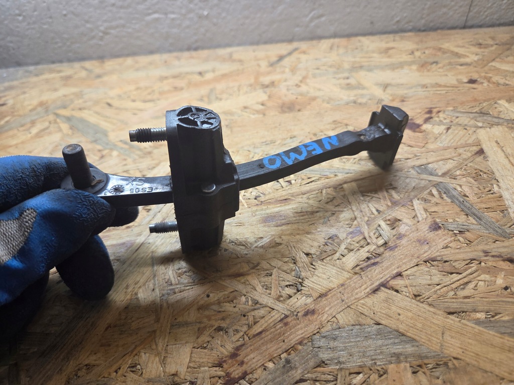 фото №5, Ограничитель дверь citroen nemo bipper fiorino