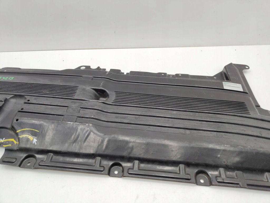 Mercedes glc w254 накладка нижняя плита левая a2546805500 Недорого