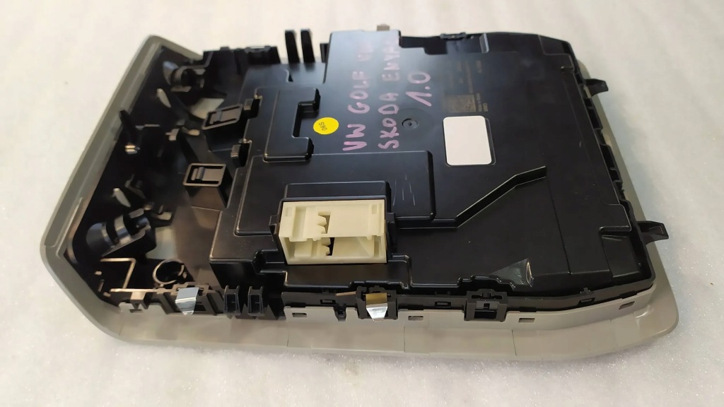 фото №7, Лампа потолочный освещение vw golf viii cupra formentor seat leon iv