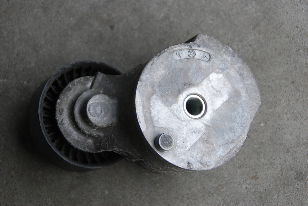 фото №1, Peugeot оригинальный номер 9671609180 натяжитель ремень