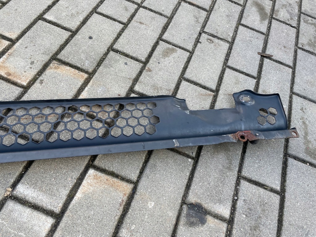 Plaster стільники решітка  капот решітка радіатора scania 4 Недорого